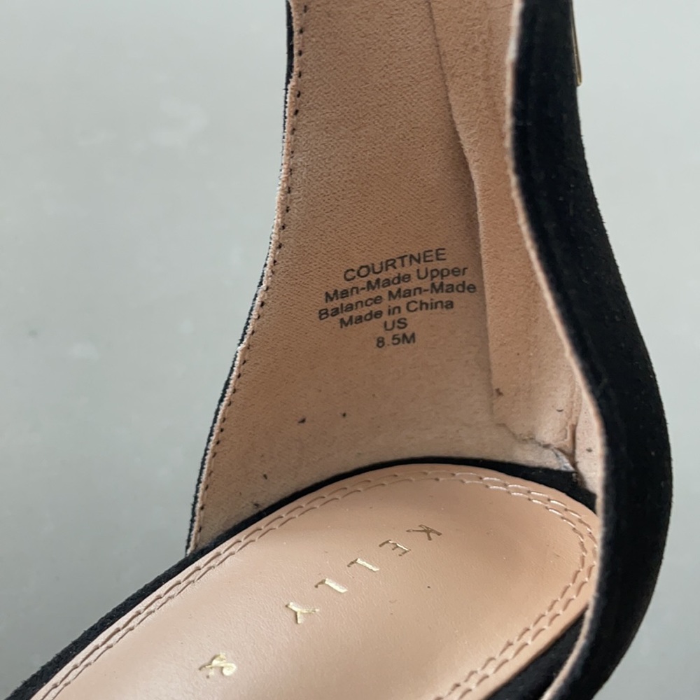 Kelly & Katie Heels - Picture 4 of 6